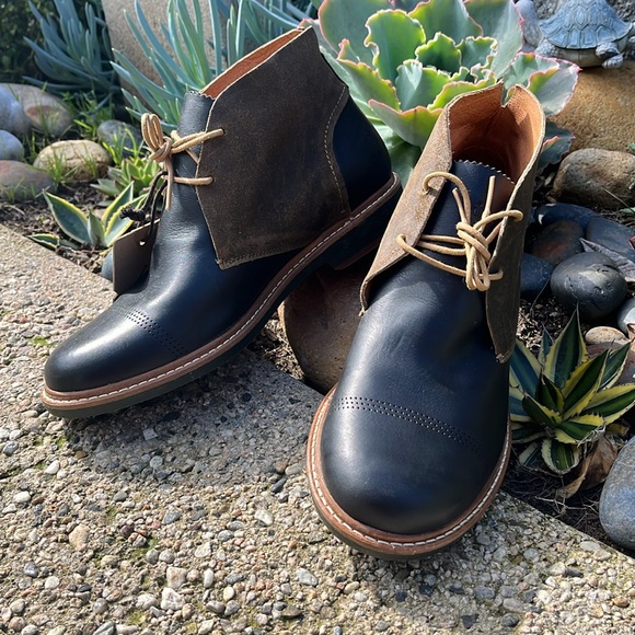 OluKai Other - OluKai Two-Tone Leather Chukka Boots